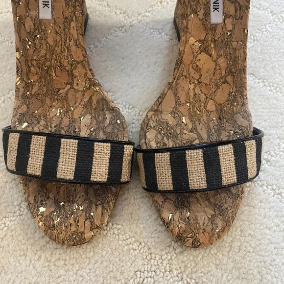 Manolo Blahnik  cork wedge sandal - so comfortable! - Picture 4 of 4